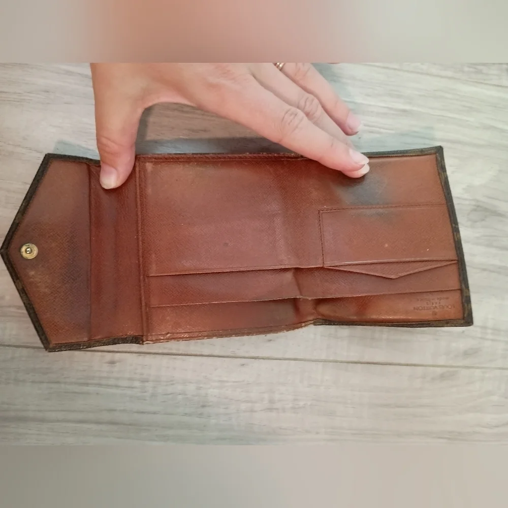 LOUIS VUITTON Monogram Portefeuille Elise Wallet